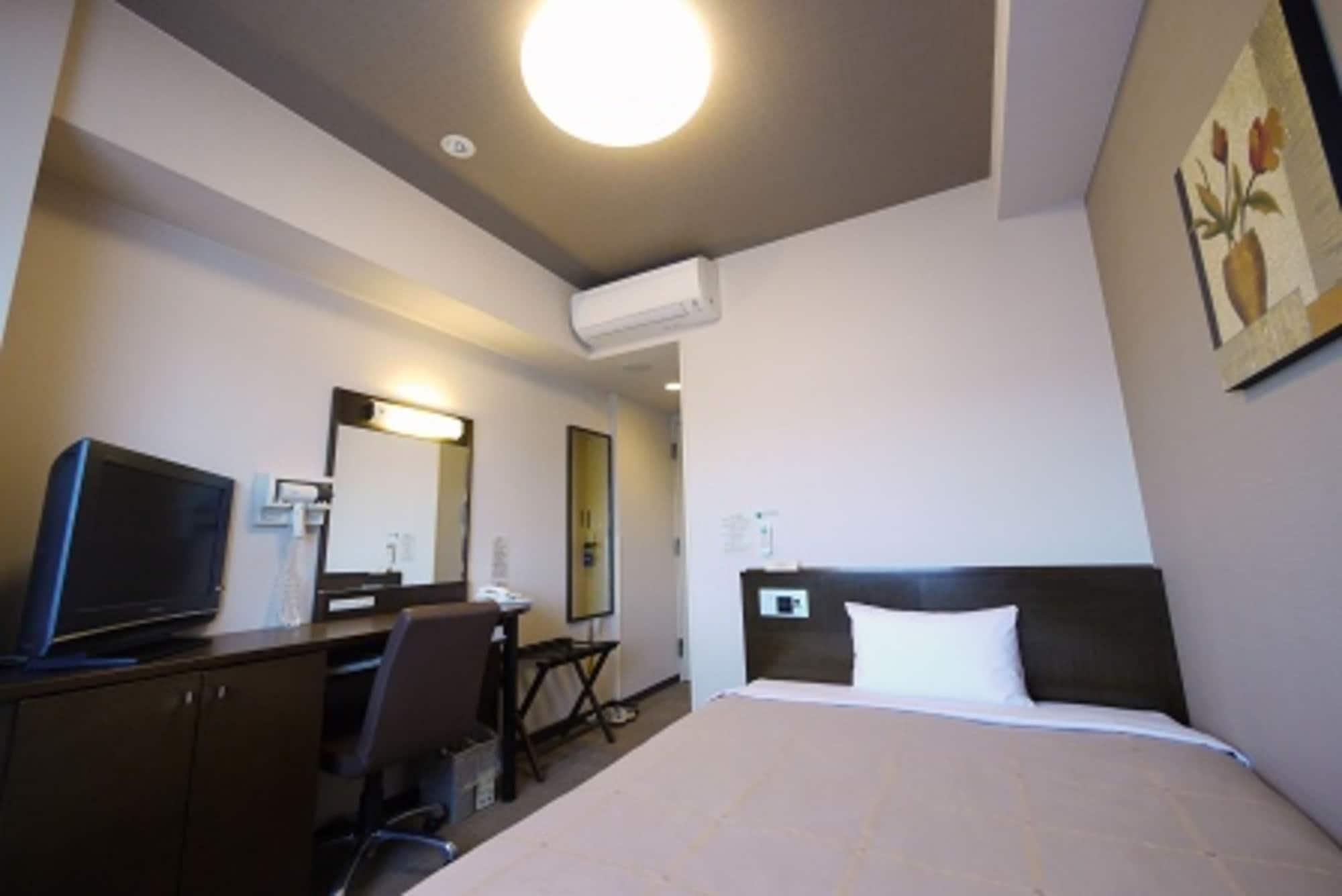 Hotel Route-inn Higashimuroran Ekimae