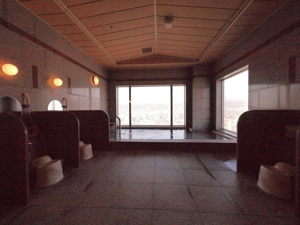 Hotel Route-inn Higashimuroran Ekimae Muroran