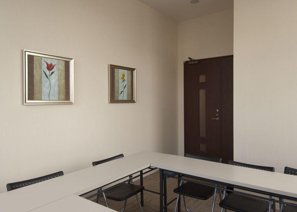 Route-inn Higashimuroran Ekimae Hotel