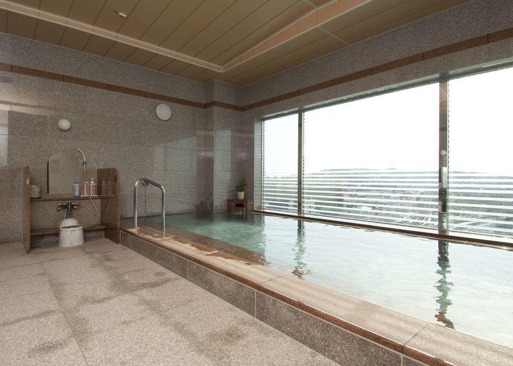 Route-inn Higashimuroran Ekimae 3* Muroran