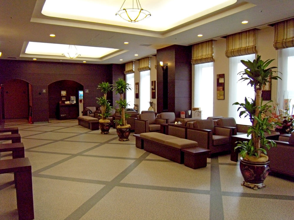 Route-inn Higashimuroran Ekimae